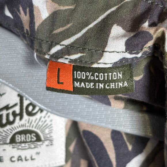 Howler Bros Leafy Camo Short Sleeve Shirt - Size Large - Picture 7 of 8